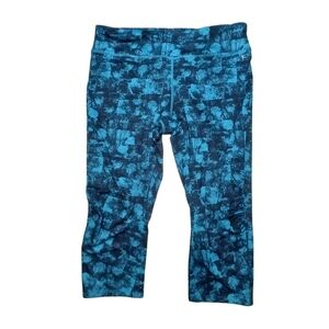 Danskin Dri-More Cropped Leggings